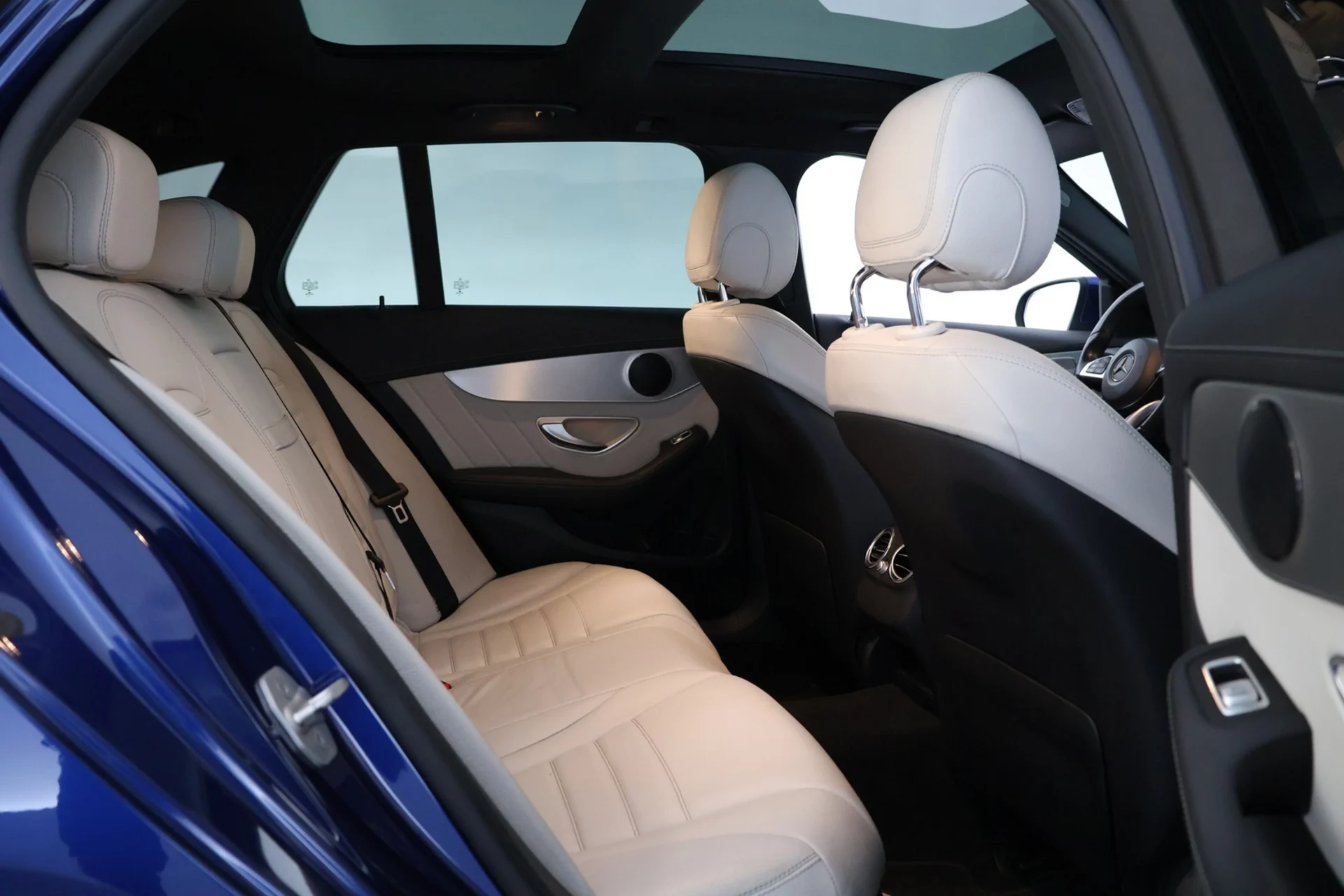 Car Image - 2nfyo82dJrq9ys1f7YATVp