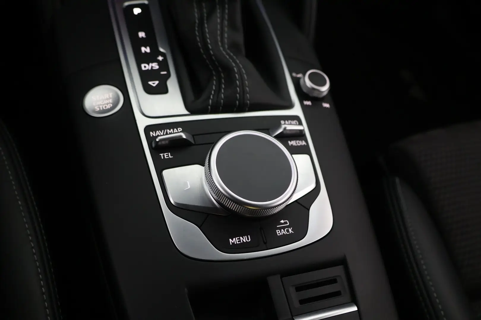 Car Image - CRAGGwrixJ1biubndOnXm