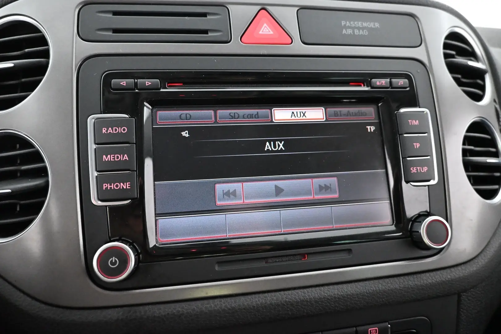 Car Image - 6TrG6ORZfoO1hi8wFGJzmf