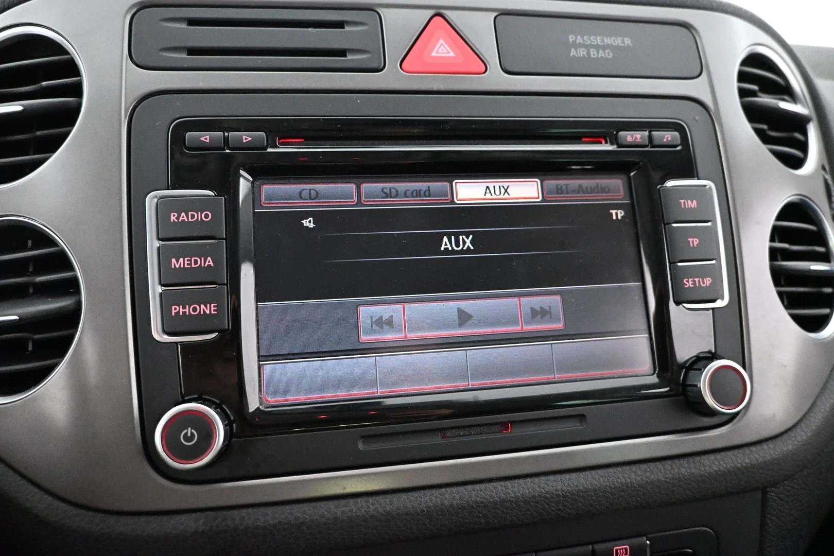 Car Image - 6TrG6ORZfoO1hi8wFGJzmf