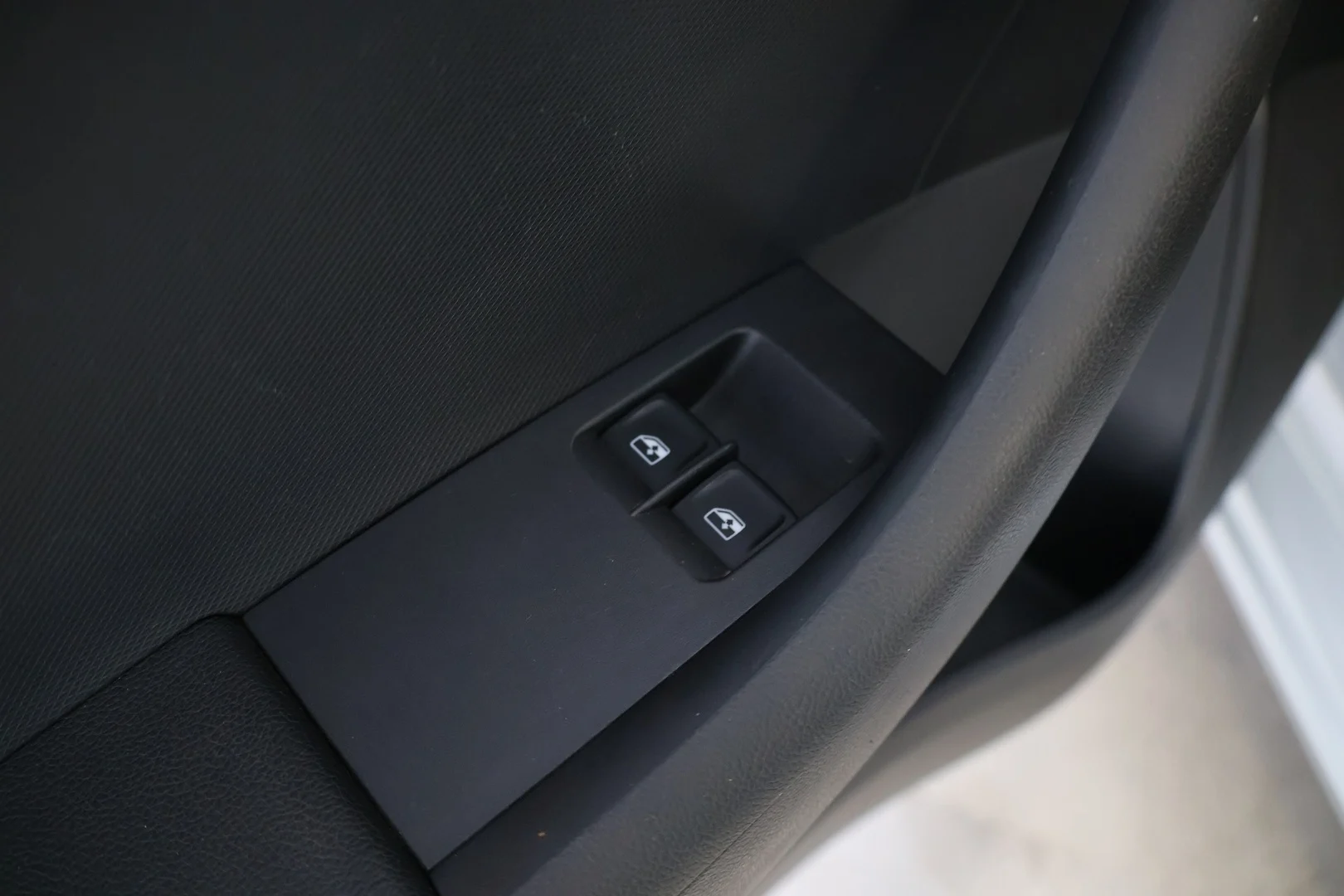 Car Image - 23QzNSvu9XClEstw4erd3U