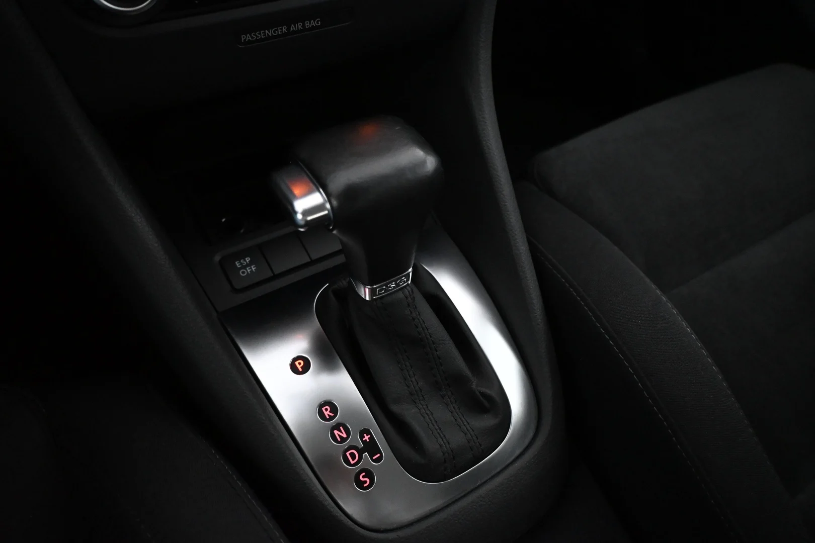 Car Image - 5U10idFNF65OTXwch644Mj