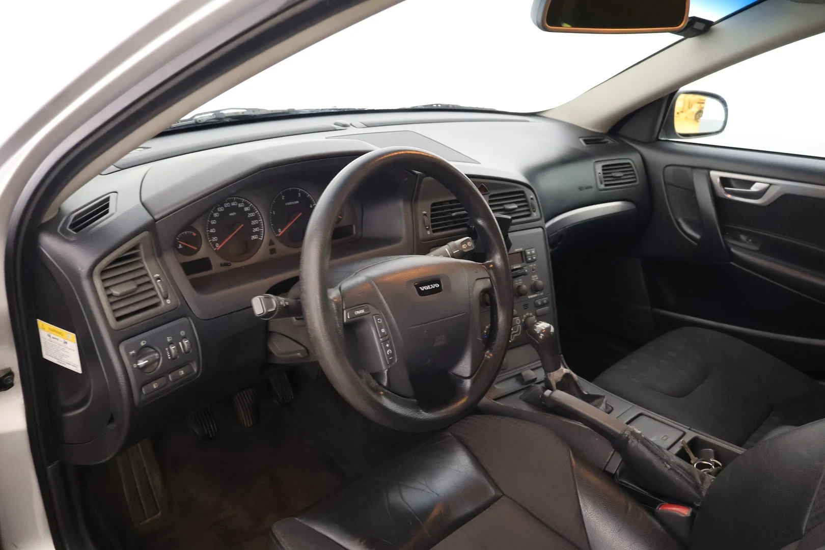 Car Image - 6KhC91tMKlHm6VIt7x8vs1