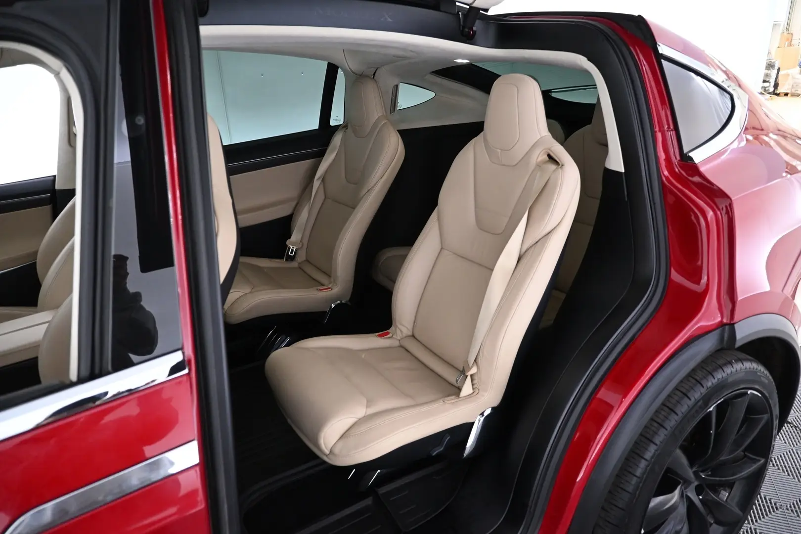 Car Image - 78fguhHtpz2Xi36PhMrWMz
