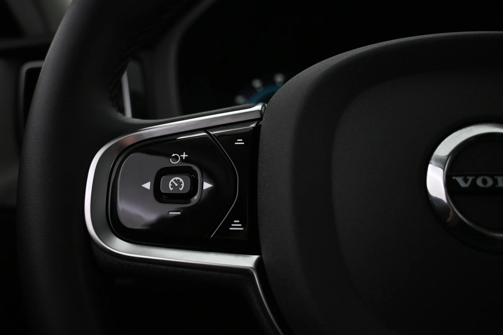 Car Image - 2LAxPV5Cbsfroa98cJYGEs