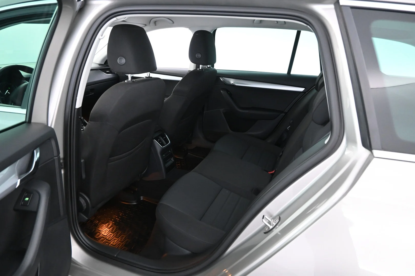 Car Image - 6Zwv4Bhb5HFgwTf6CiTcax