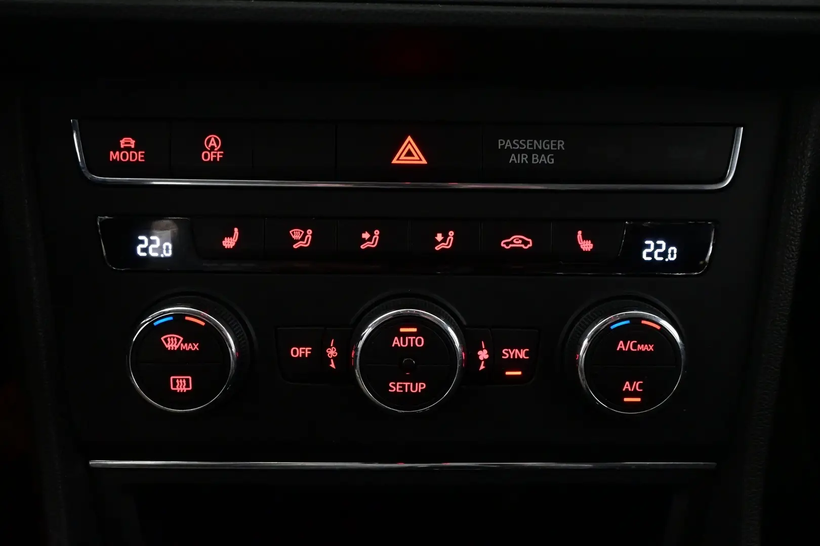 Car Image - 52UM5DxEID5j7e7HcePEcH