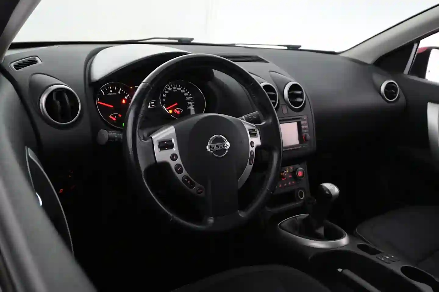 Car Image - 63SjYsyzon0sadtCWDQDKJ