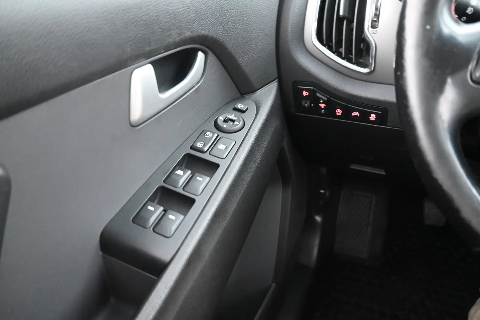 Car Image - 2tV6YnTYuB7Mad7SLGQu8l