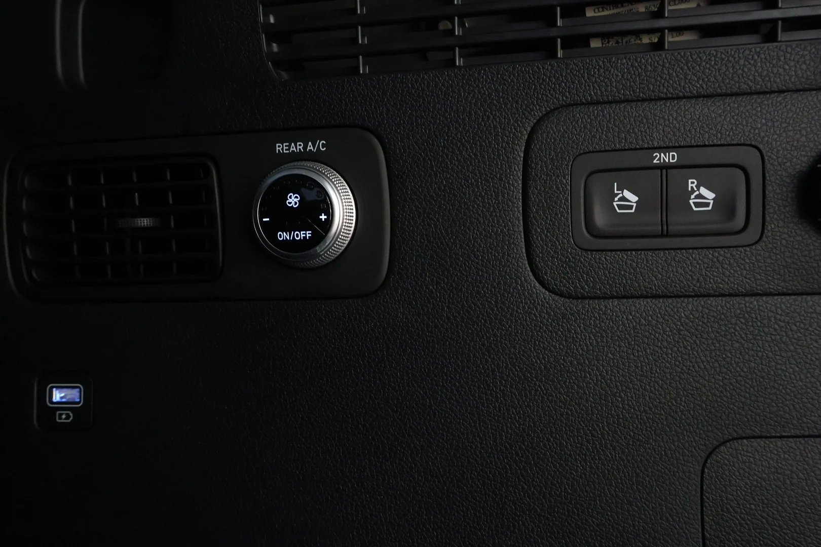 Car Image - 4mKfqeOo5eDGScJ7aHFII1