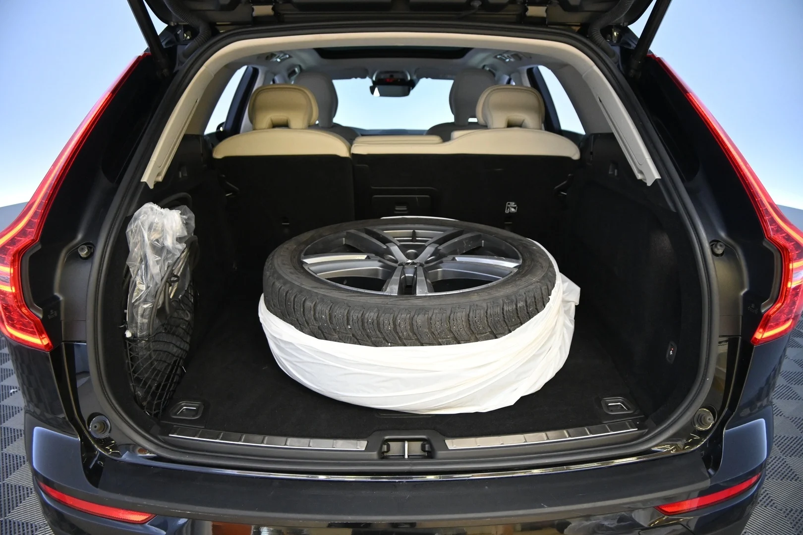Car Image - 2bP5mfe8x5vTFFHAJ7vKrN