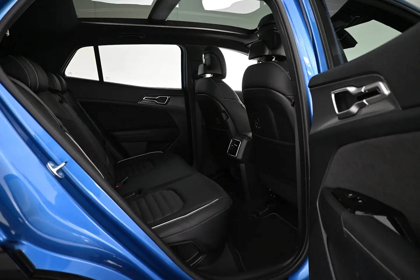 Car Image - 31WPzJGehcBWZ2tltHTe8U