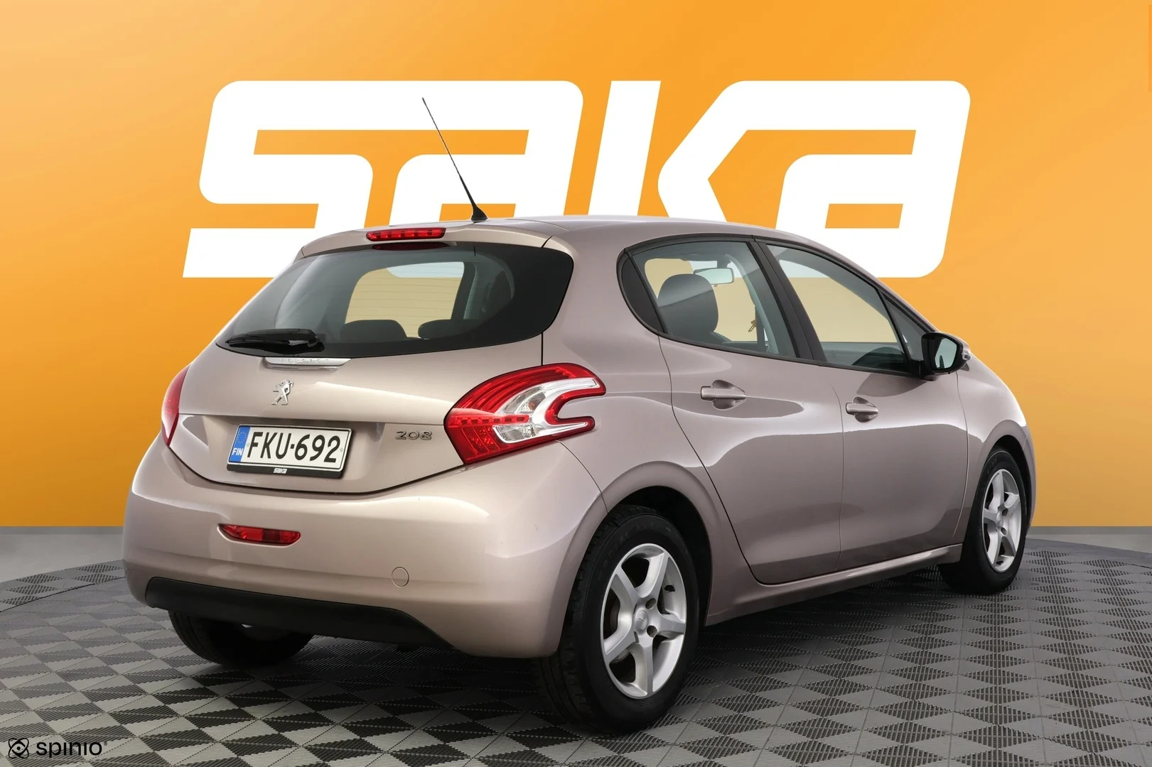 Car Image - 2E029bxfoczV2KDWiZSP5R