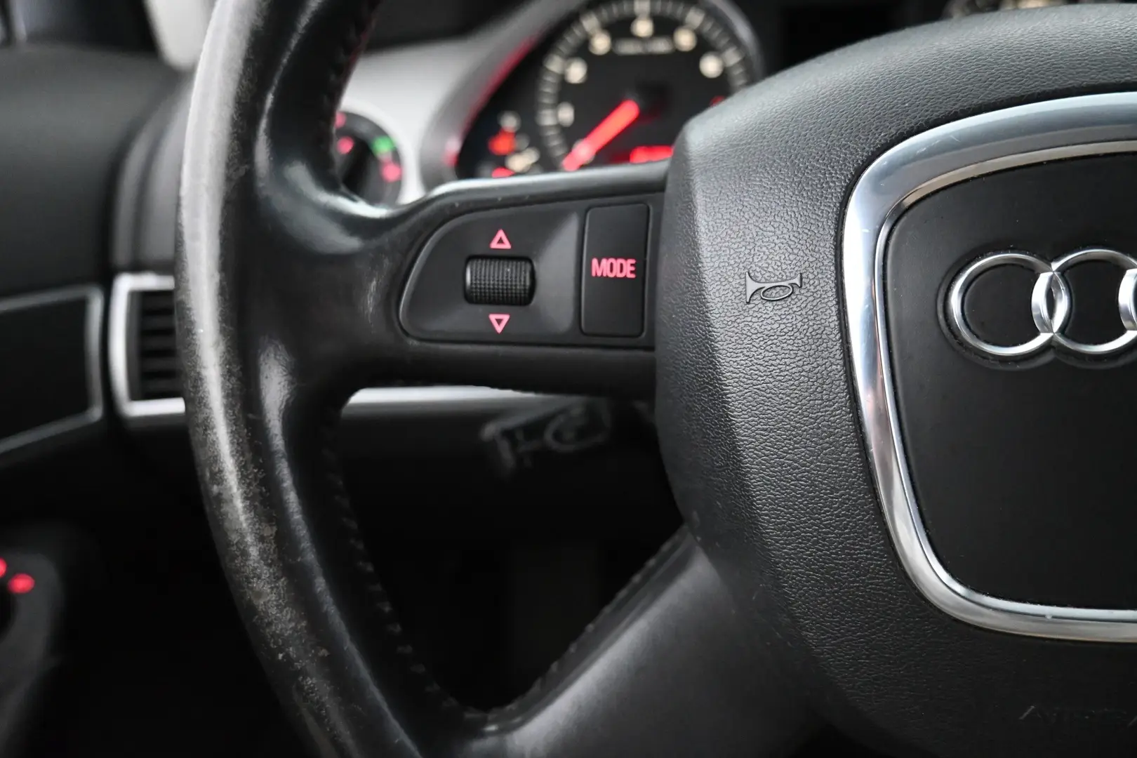 Car Image - 5g0JBX33N3sX9CK1t5J7DQ
