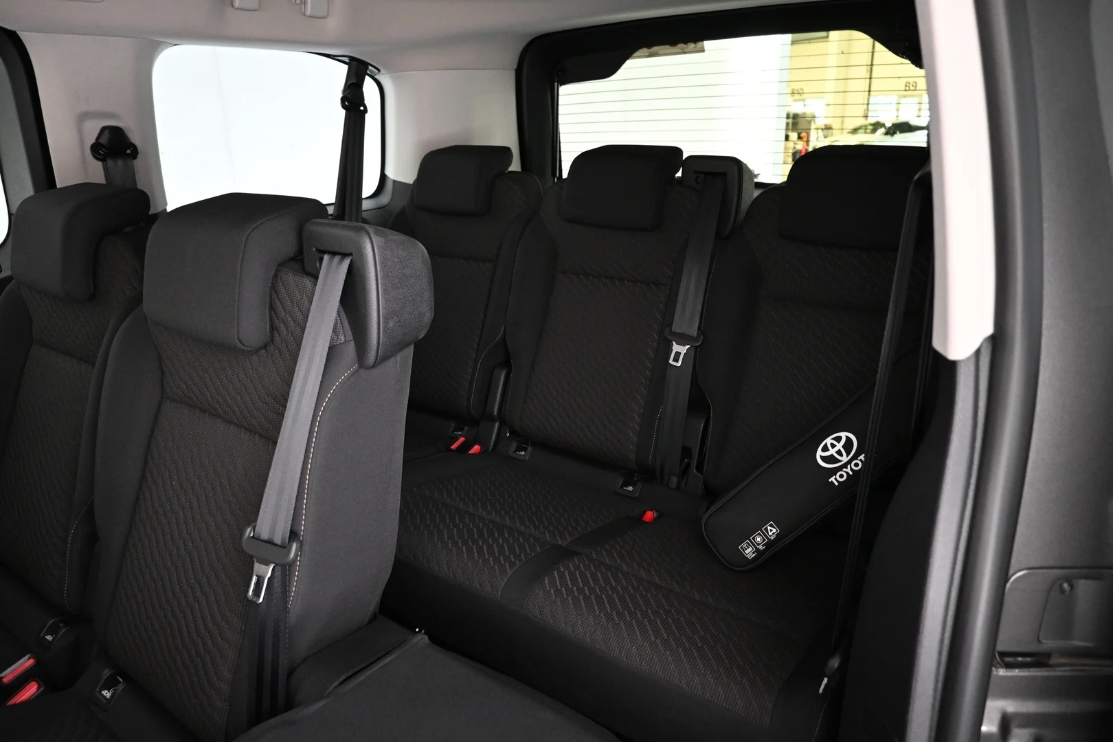 Car Image - 6TrZWcxUuM6gsbRuw1TRpZ