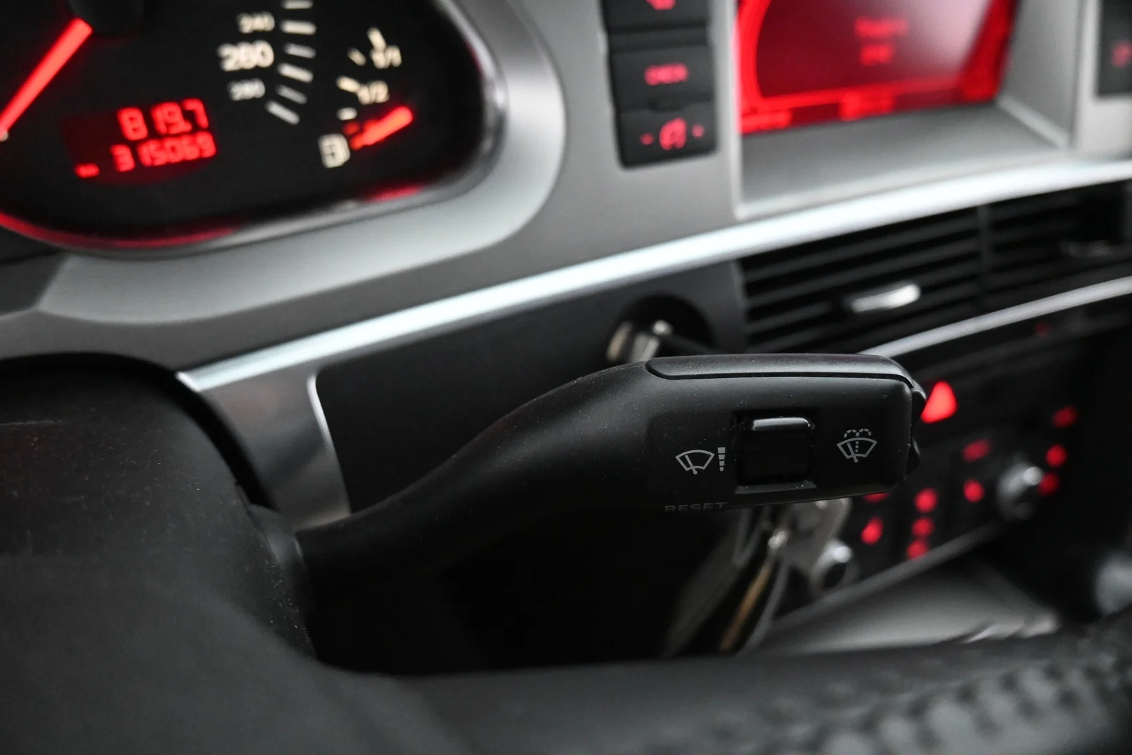 Car Image - 5g0JBX33N3sX9CK1t5J7DQ