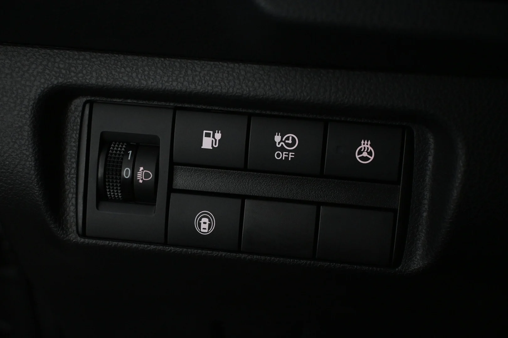 Car Image - PRxBP27oF4mOmyERmVoEy