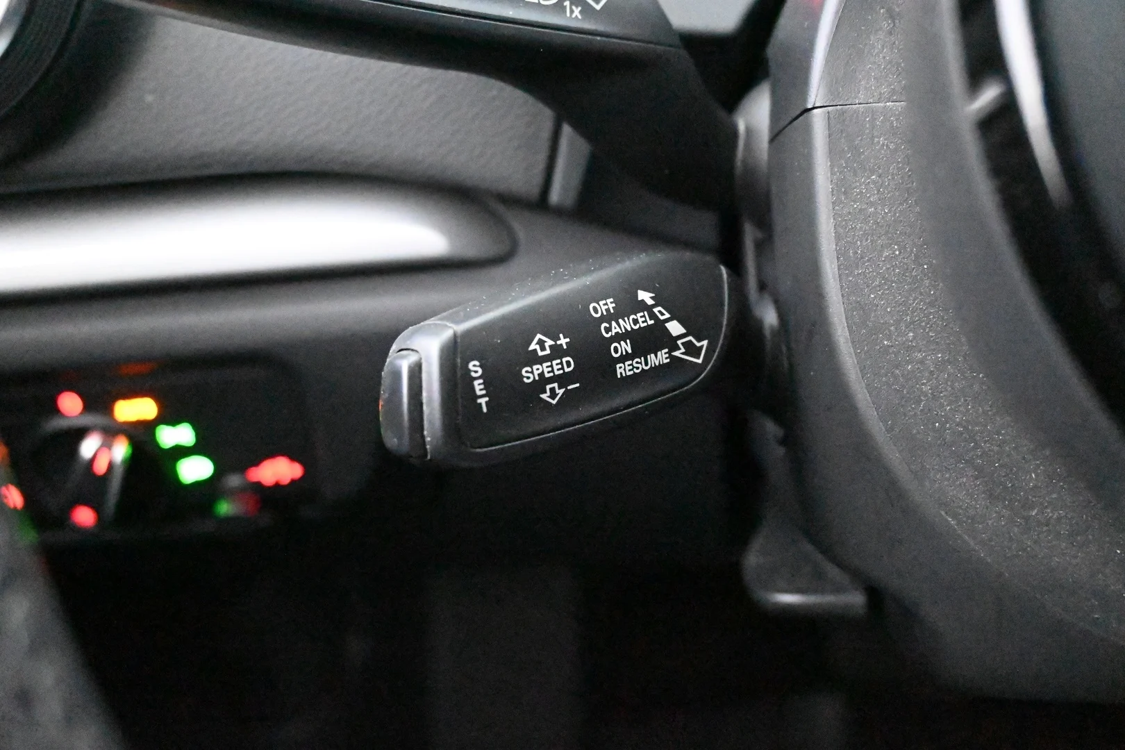 Car Image - 3V7yQg04JahpblBfgHqd2J