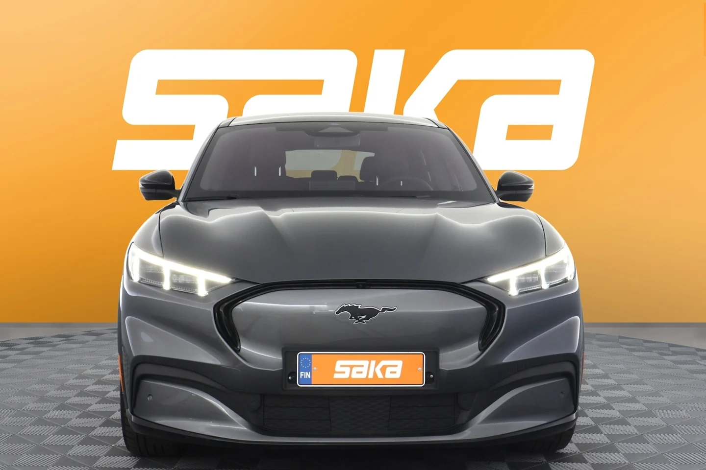 Car Image - eDfwDZQwS4RliEIbbpd5U