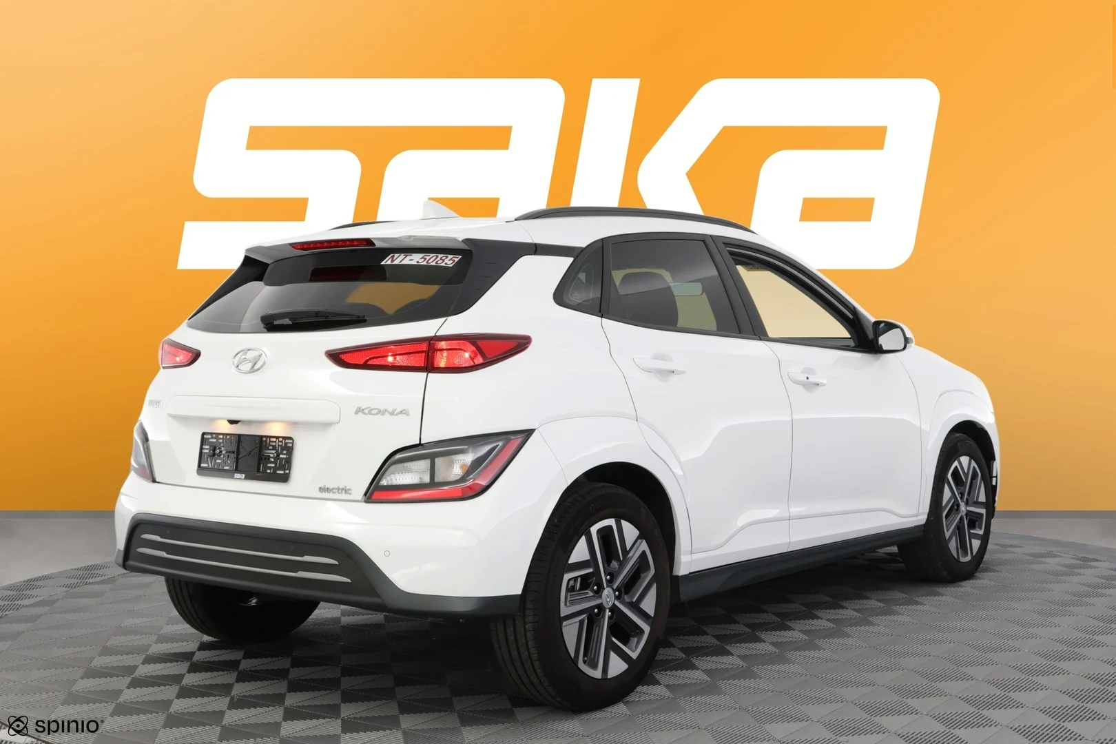 Car Image - 4sR4fbSn7uHkdHiFiIviIb