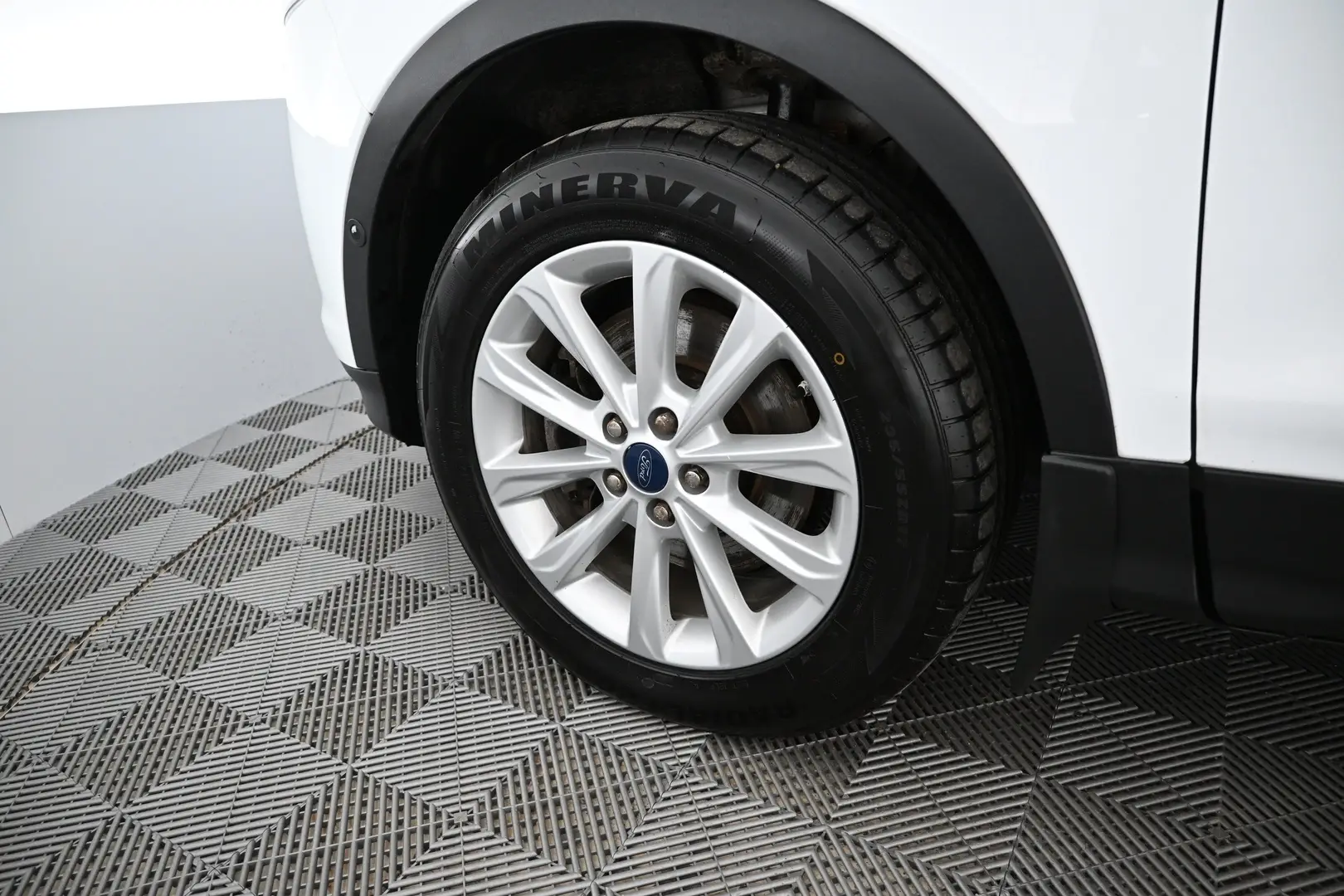 Car Image - 2XCpEgFl4nbEKG7IoPJaGa