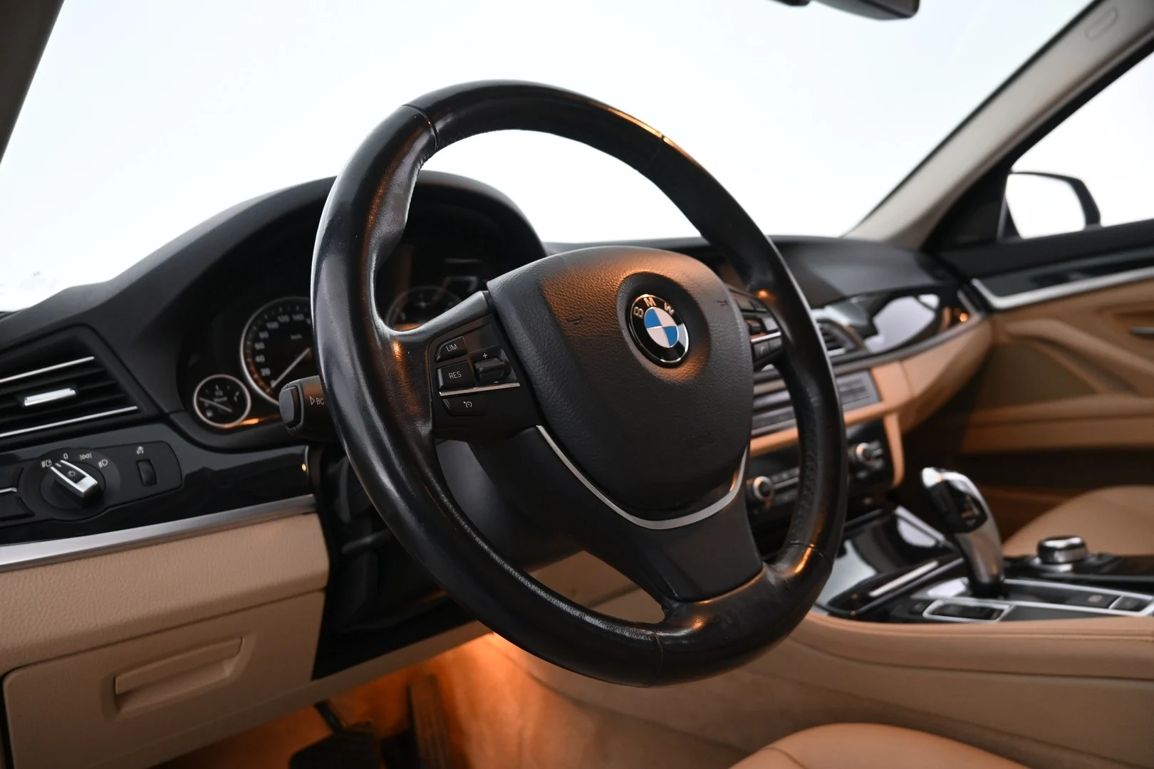 Car Image - 4qnR8RkkI3g3w1bWRRrFoq