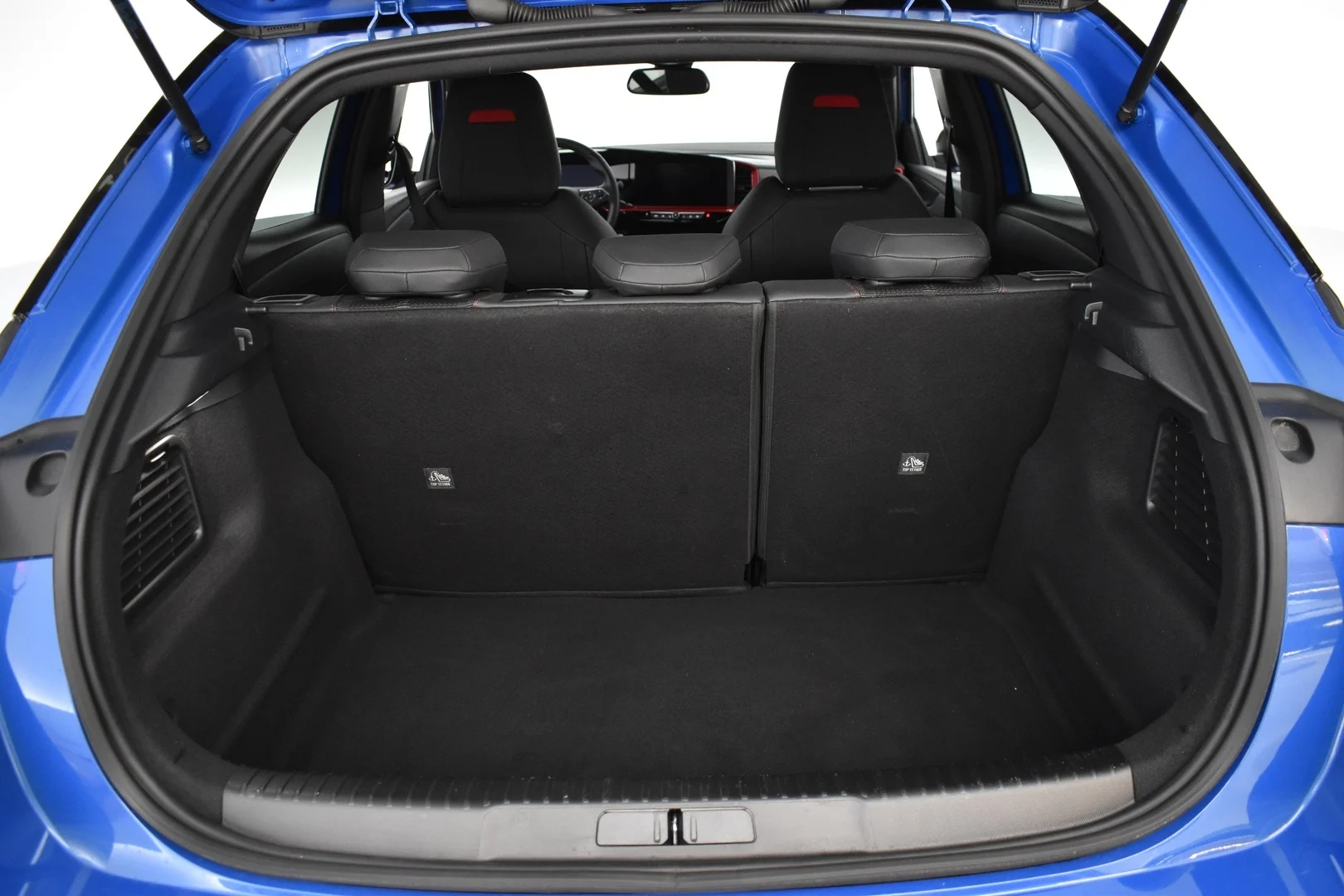 Car Image - 7vgLuoUfPqdP2bYsSUDxRs