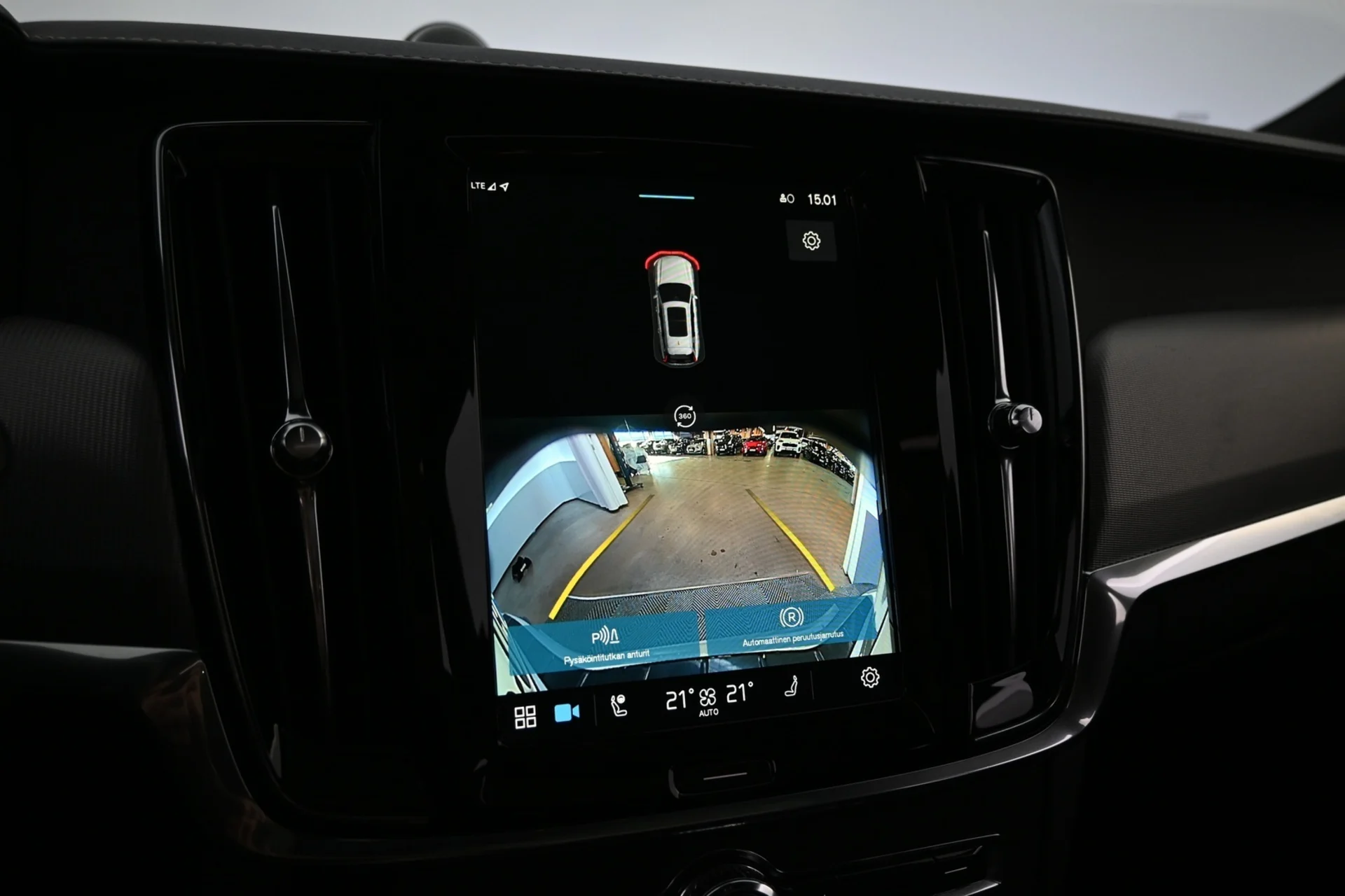 Car Image - 3lOj9wuOTHTSIPb00hsc7W