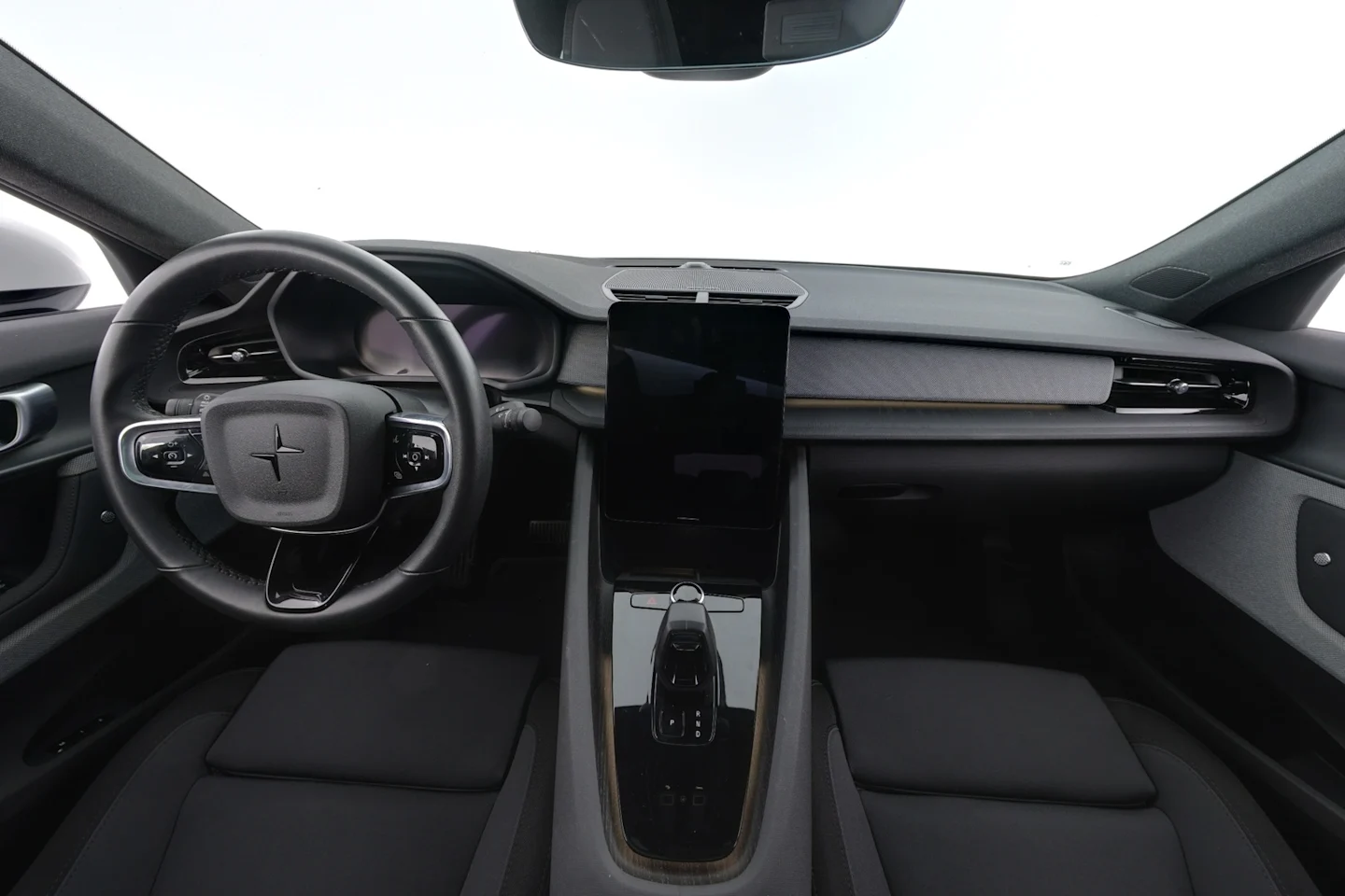 Car Image - 1LzhR75lq3iowIiMkKJmlZ