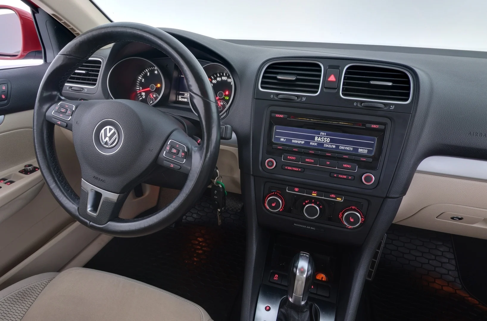Car Image - 6u4r6qTpt5qz7IsFs4nkVT