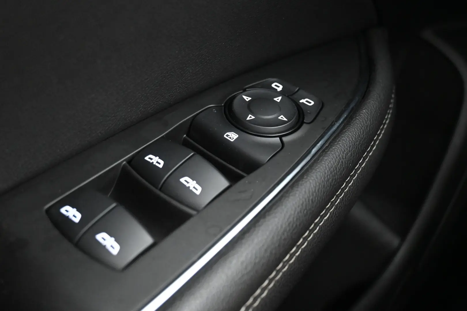 Car Image - XpRHYkZwL64DkTZc1rHvn