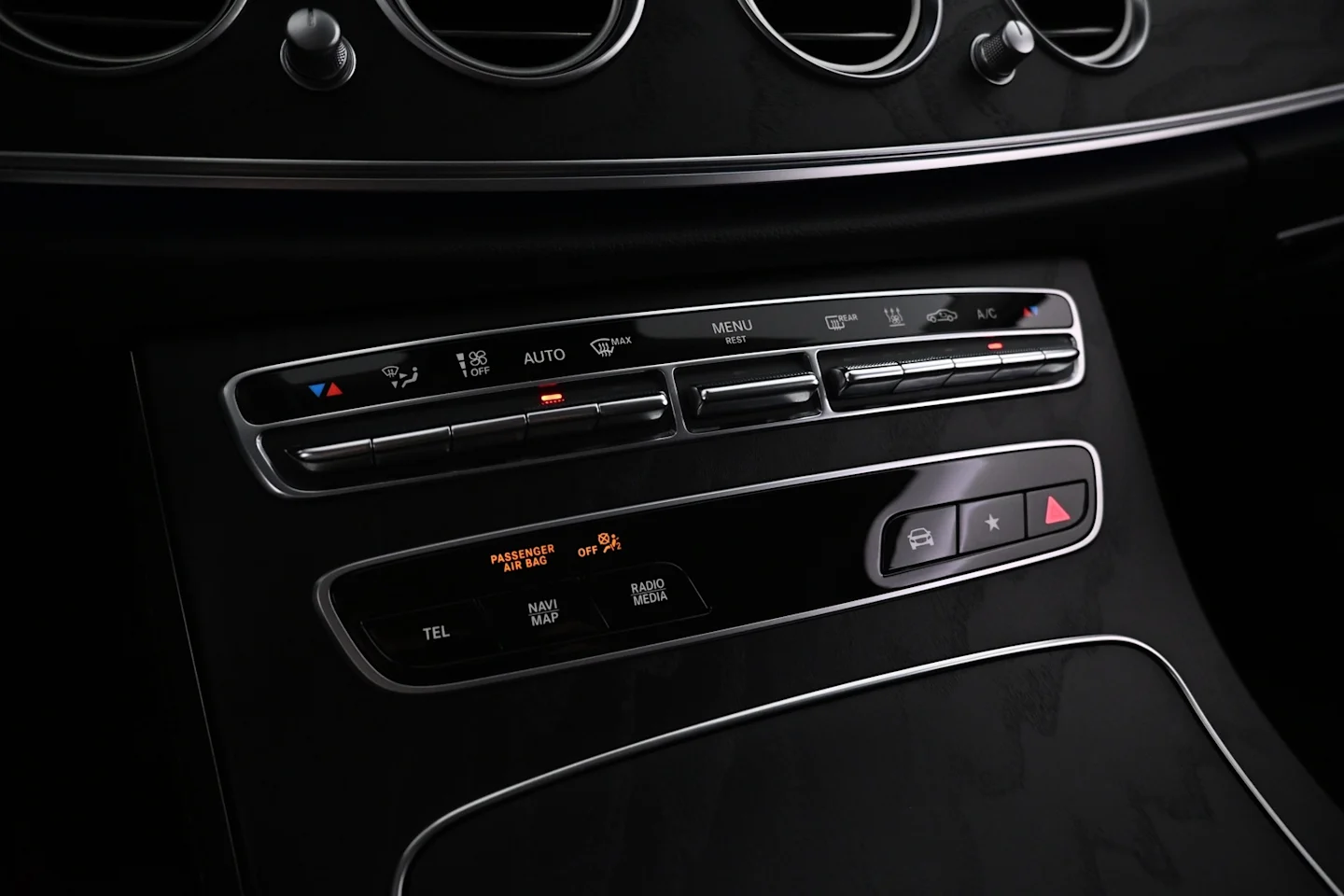 Car Image - 34ACcrxEXMosUaKGa1eOpg