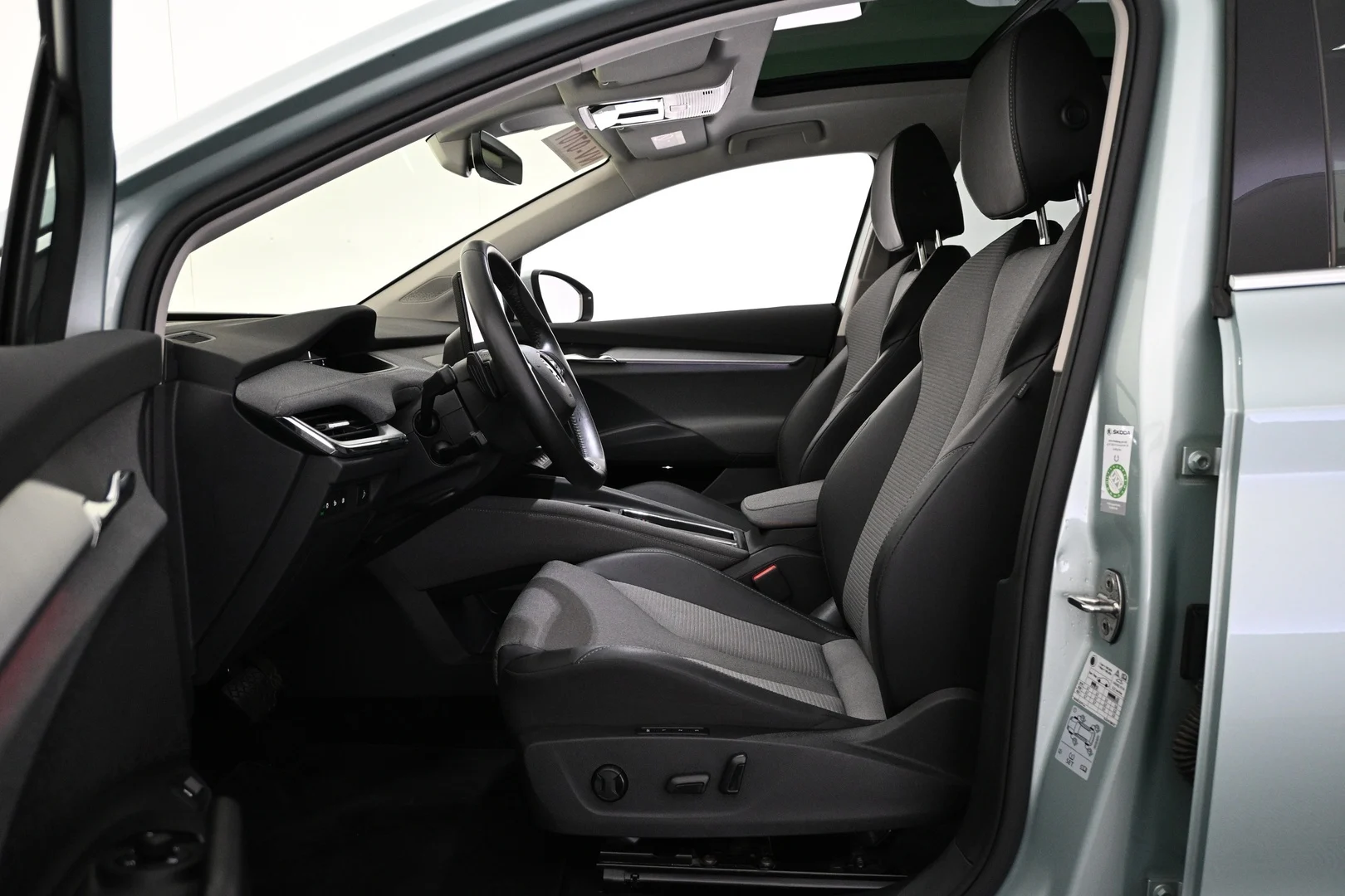 Car Image - 15QRHDjfimgdplG0C3CbiK