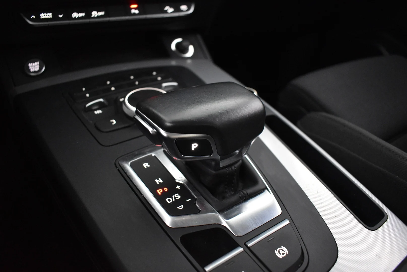 Car Image - 4fmlE00brmIn55Gu79ZtDH