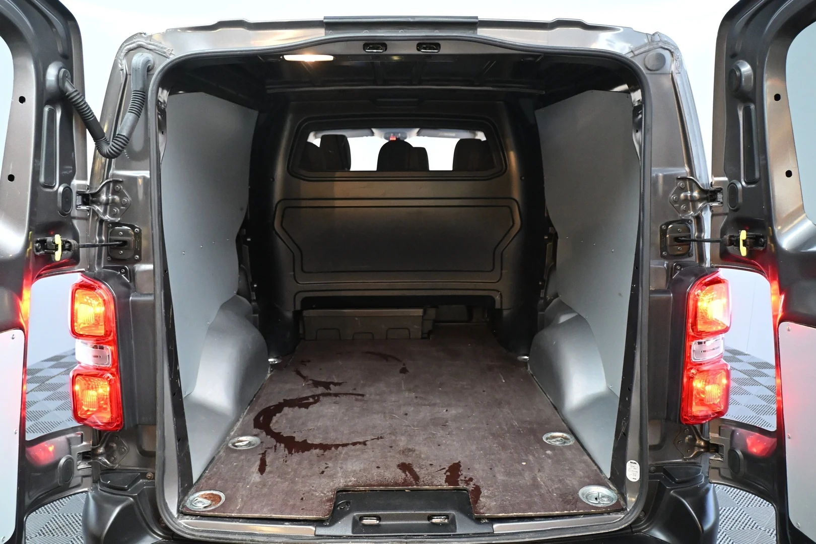 Car Image - 1lHO5GaGAEieRXZypUUPst