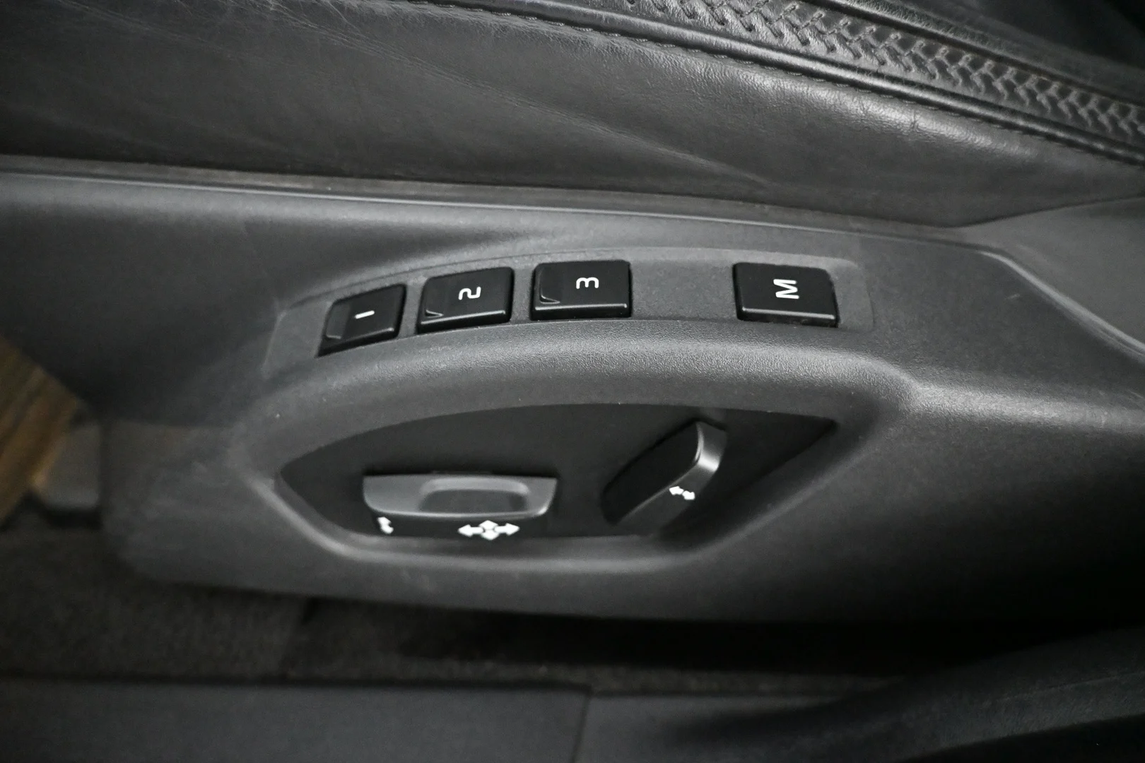 Car Image - 4s8ueLk6zQqqwLsZUFhRtl