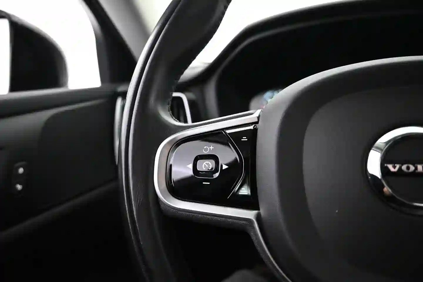 Car Image - 7d4dnpzTr6G5Xq8Xdor9F5