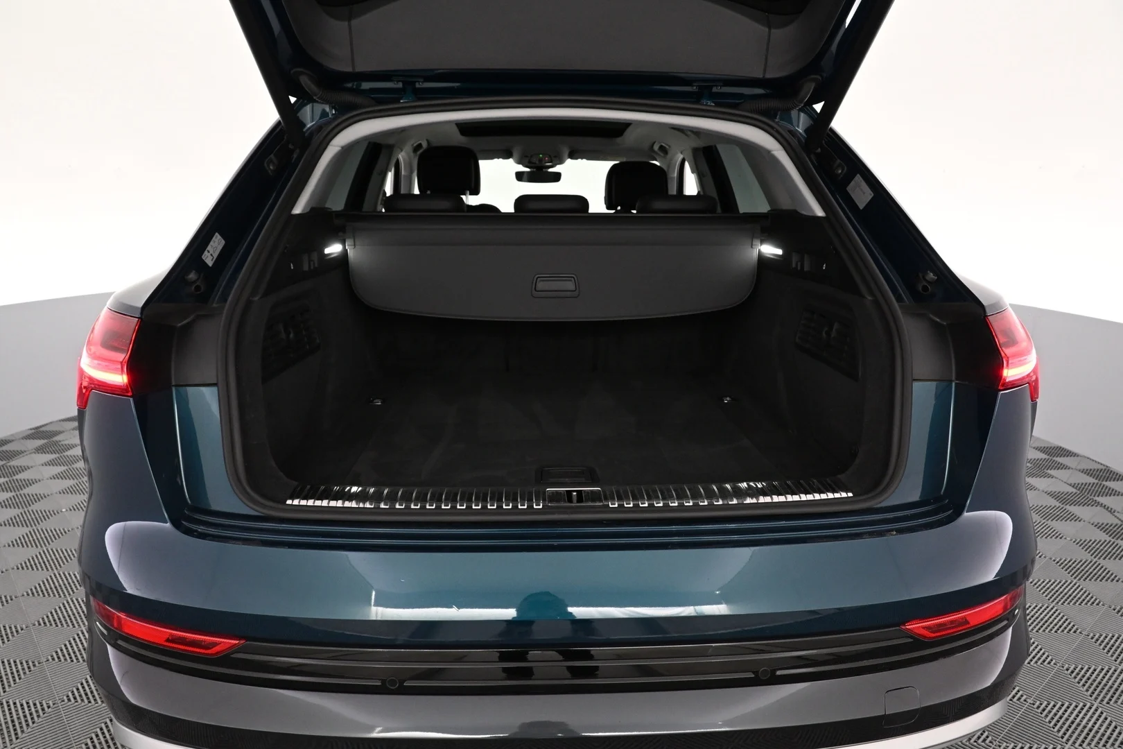 Car Image - 65tUAukNQ4Jbbqa4avNFjy