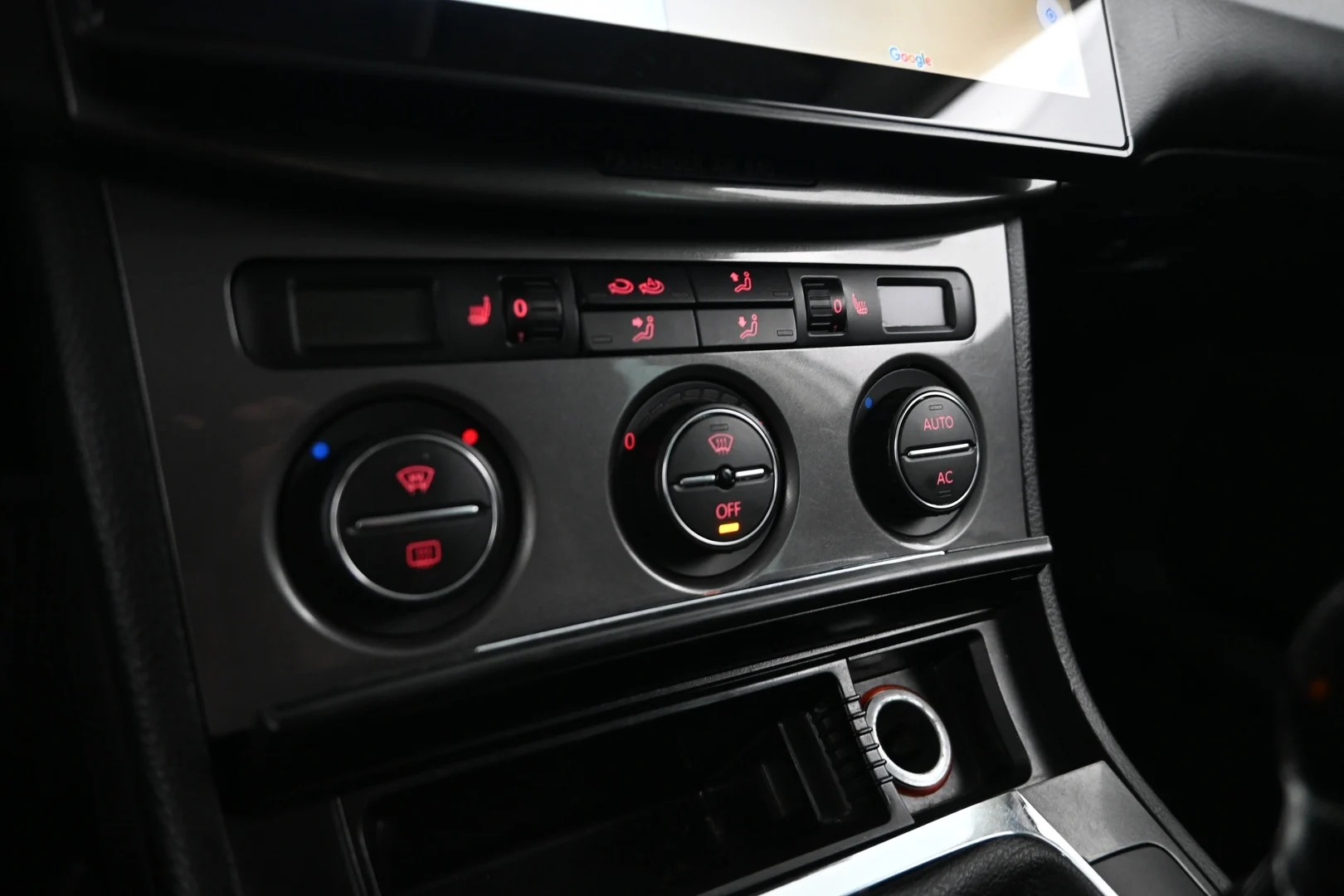 Car Image - yvekOTwZHCWzkVJs0PqxD