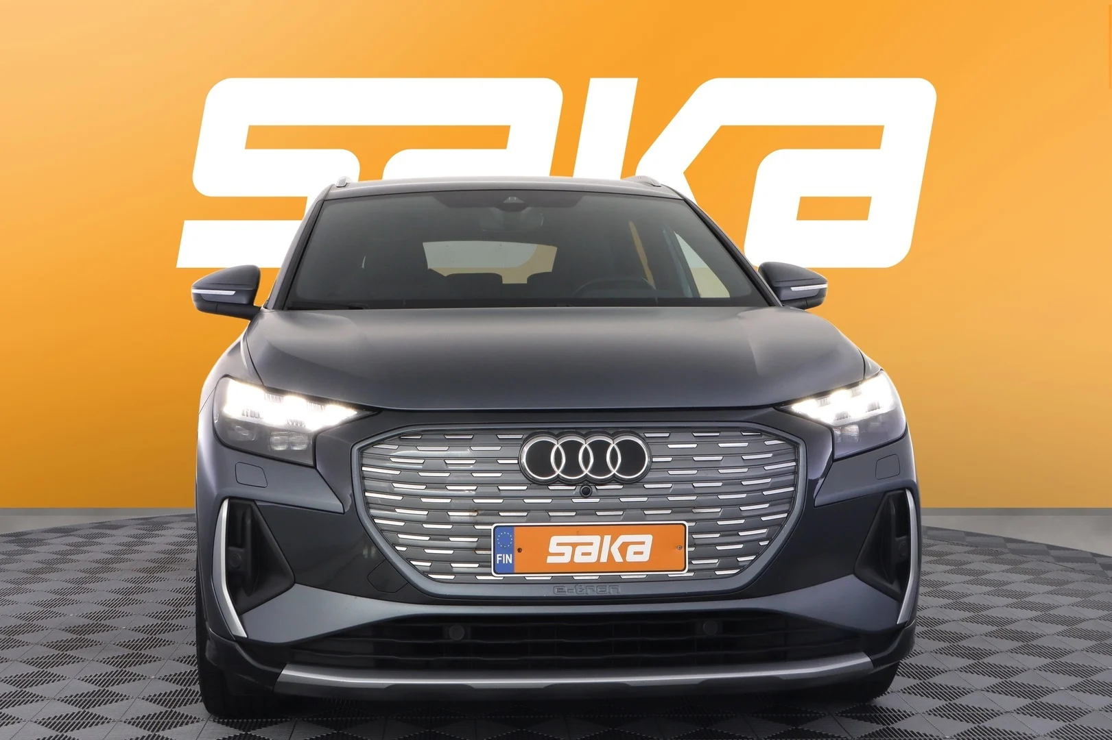 Car Image - kncGjQwLz4GxCVtrK6Ael