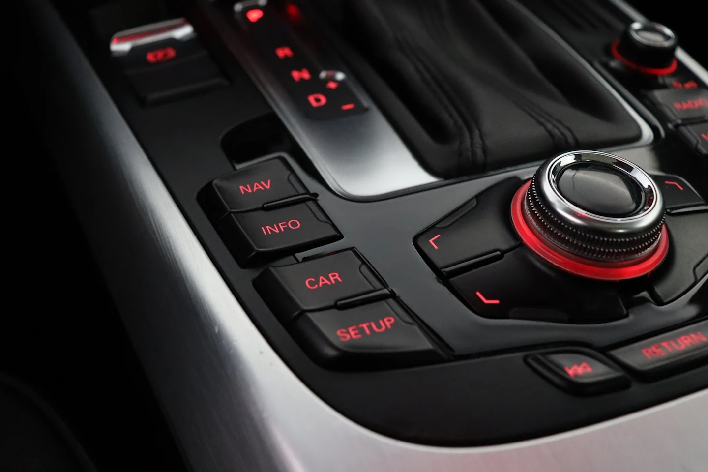 Car Image - 6mHO4FfkiUVsa60gWakEKn