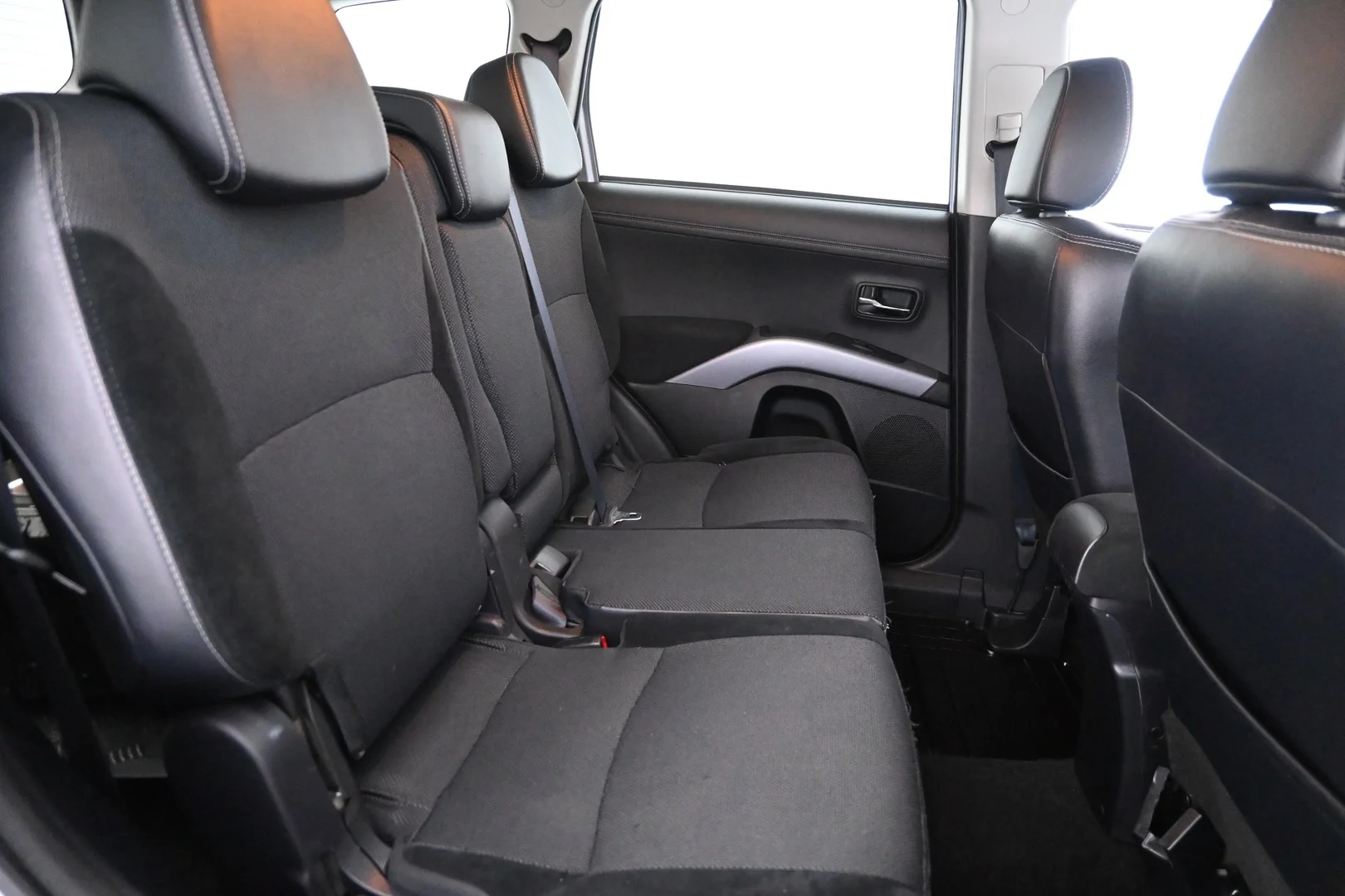 Car Image - 5dBpEBPSdi3MW7BibKZHNE