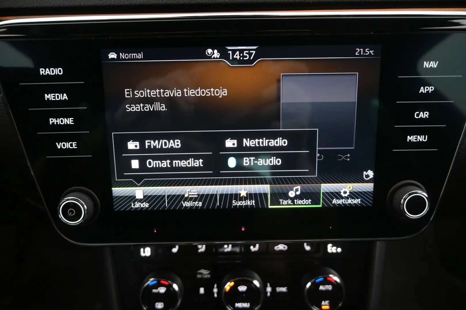 Car Image - 5P0LnYXkrEtlGct9WYMtRX