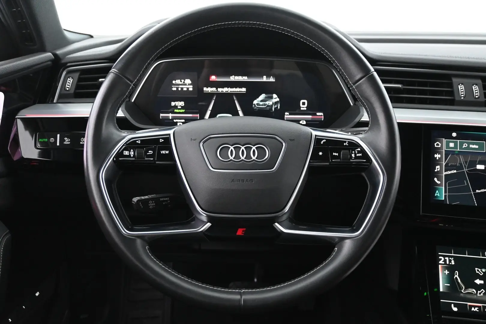 Car Image - 6E8VGmBzF9pgoyVEpYvRcu
