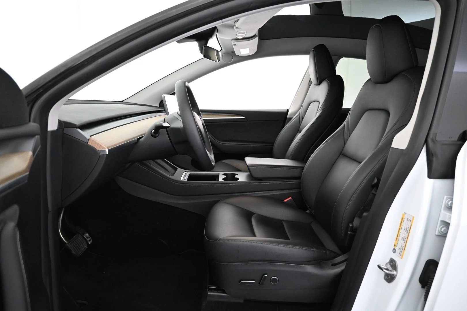 Car Image - 4x1lGU9f3QCseGoqGhrMgB