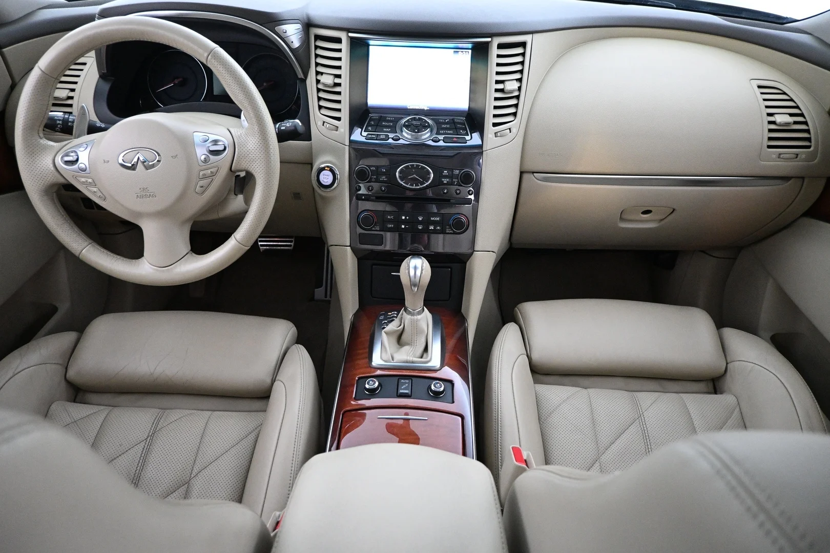 Car Image - 2o9FnhZvkXn25YLTKzQGaX