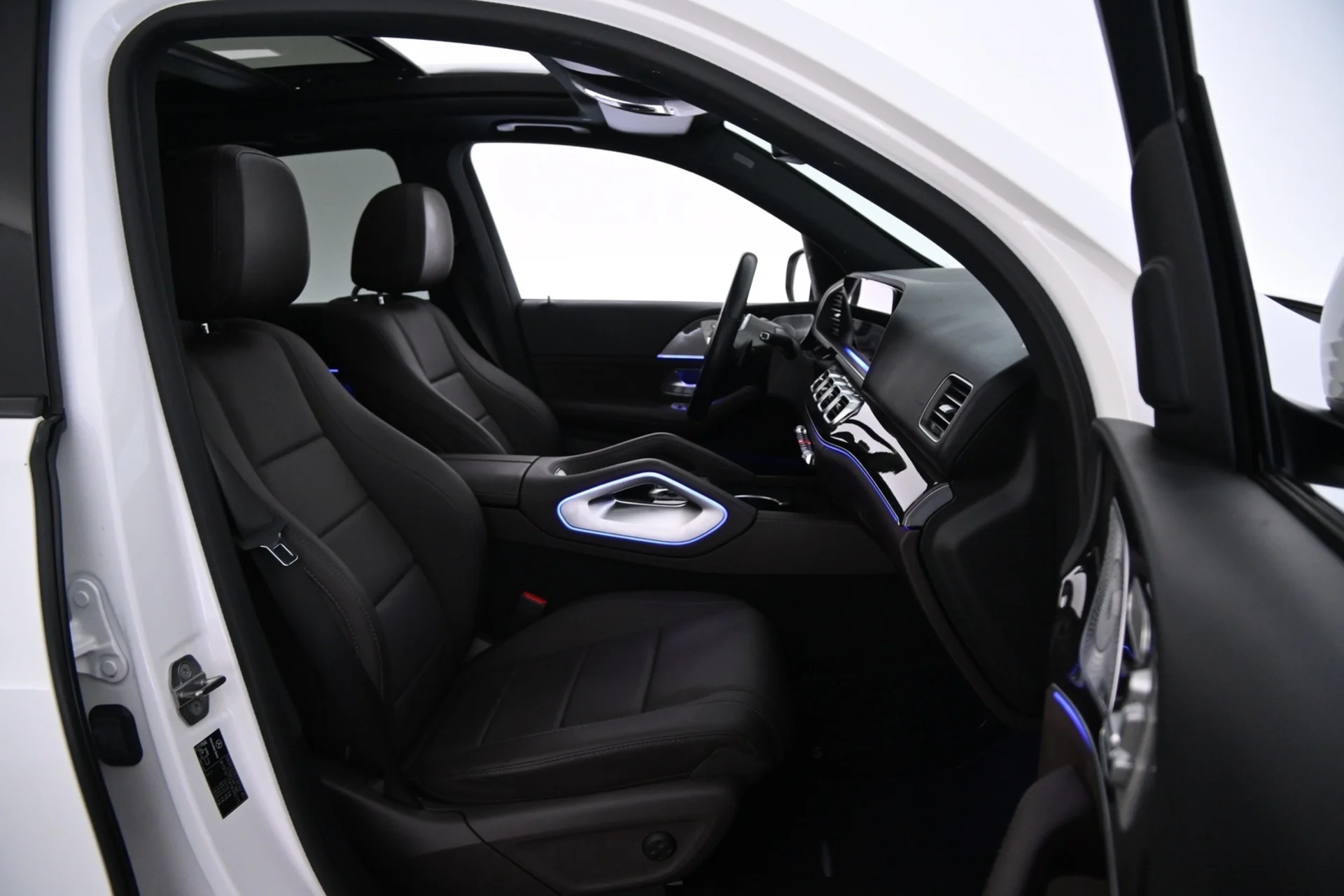 Car Image - 3D5fKcLzSTpk8OKlaDreCY