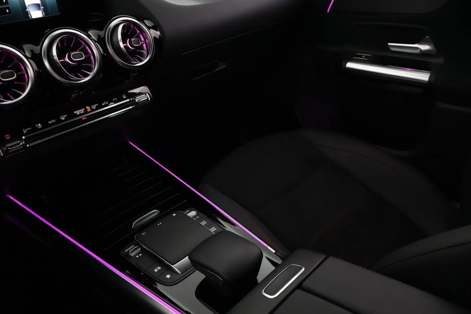 Car Image - 3ZDpOqvQDpwuSDrijrTvIJ