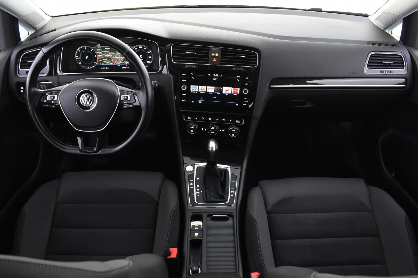 Car Image - 4pKDQY09NPbQc0pFYPlaVL
