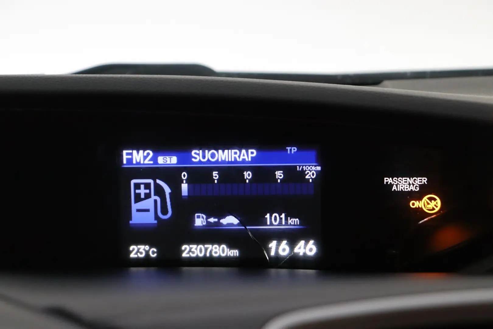Car Image - 6Q7inZkICJj4pEdM0WeNG